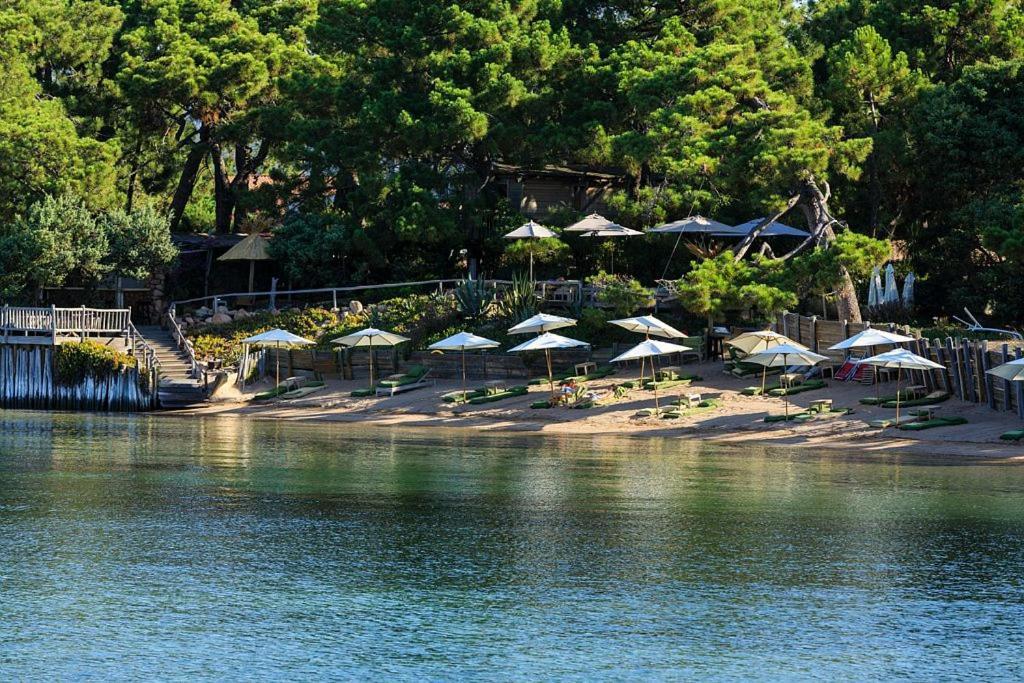 Grand Hotel De Cala Rossa & Spa Nucca Exterior foto